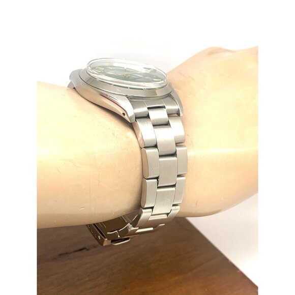 Rolex OysterDate Men's Watch 6694 Swiss Mechanical 70S Stella Green Lacquer Dial - Picture 14 of 16